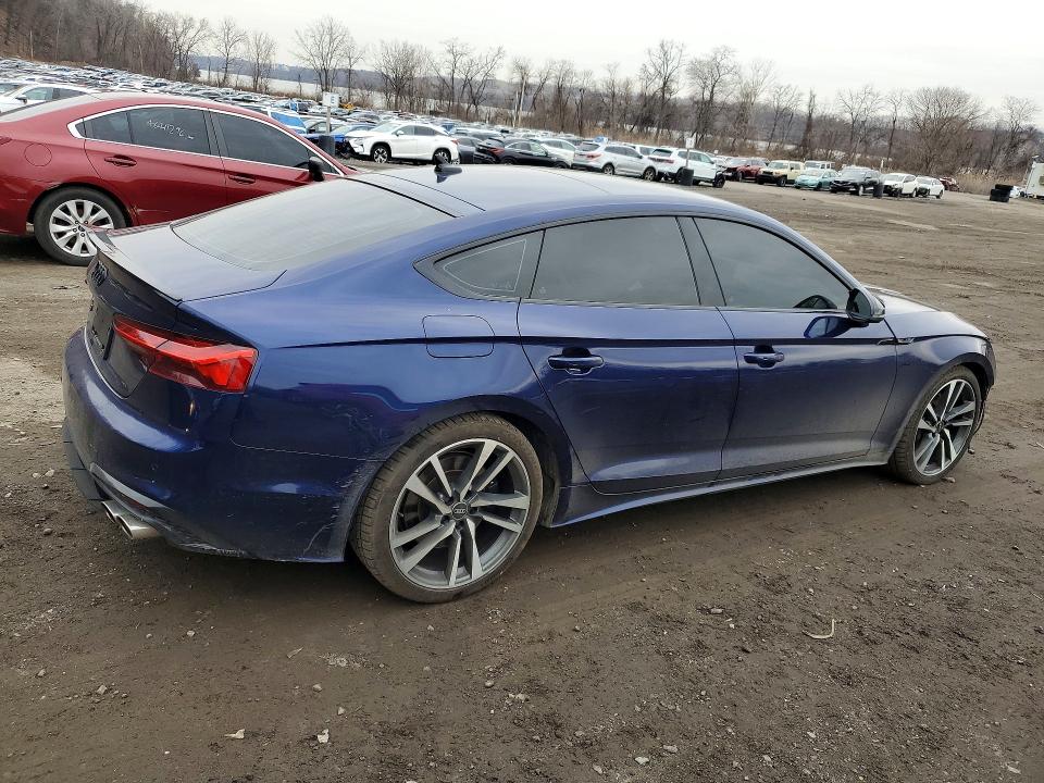 46272436 :رقم المزاد ، WAUC4CF56NA035050 vin ، 2022 Audi S5 مزاد بيع