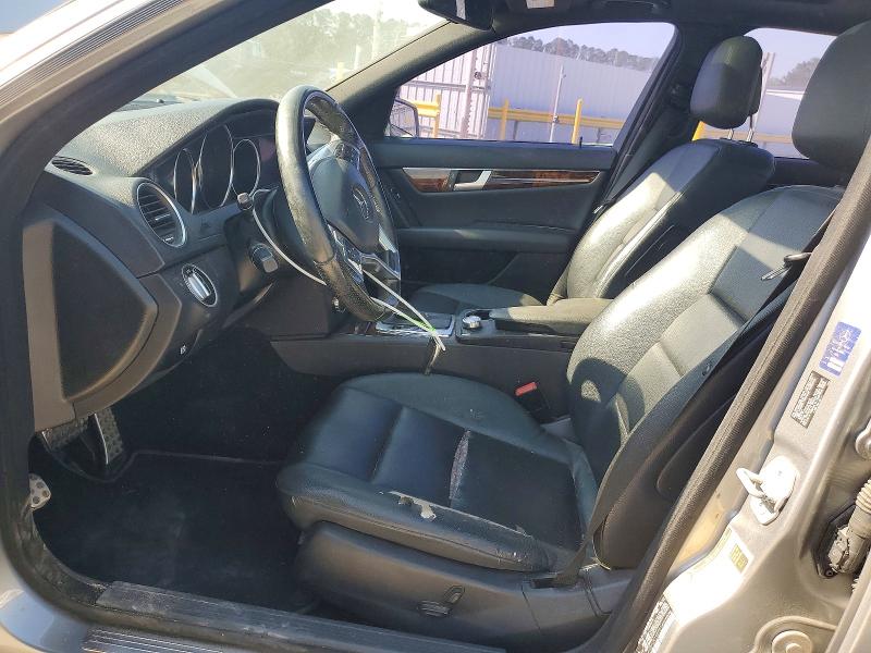 Продажа на аукционе авто 2012 Mercedes-benz C, vin: WDDGF4HBXCR198280, номер лота: 47248816