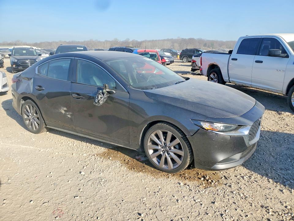 45932856 :رقم المزاد ، 3MZBPACL4LM131396 vin ، 2020 Mazda 3 مزاد بيع