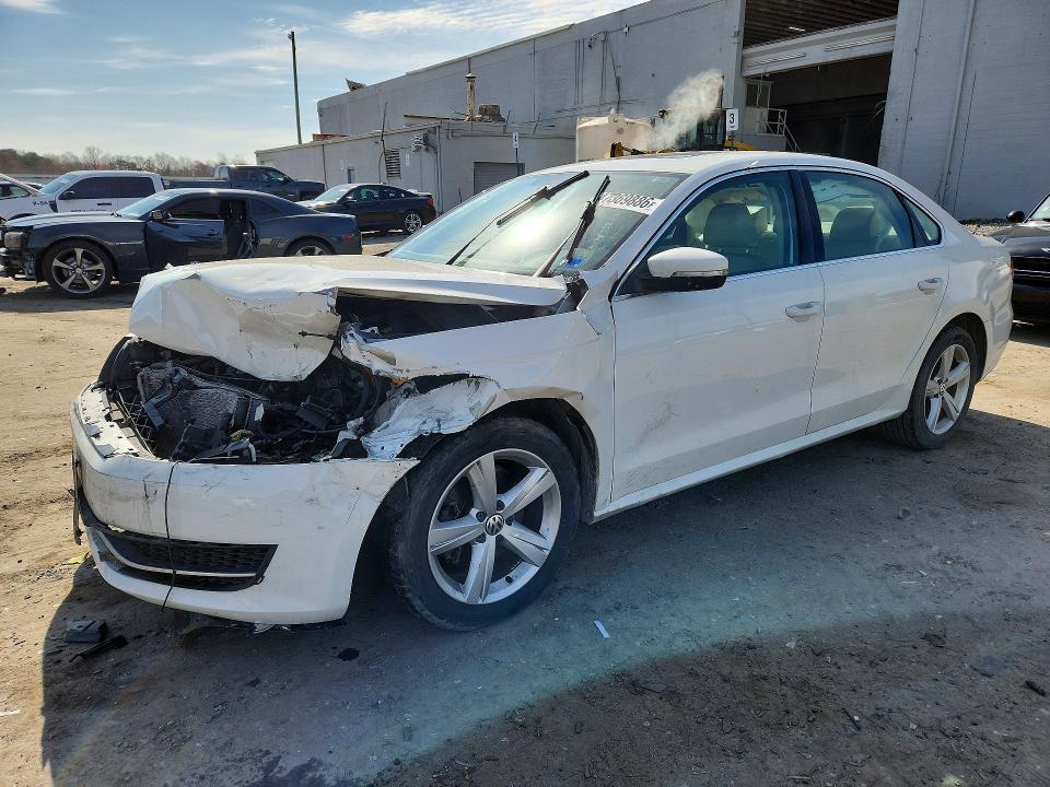 Продажа на аукционе авто 2013 Volkswagen Passat, vin: 1VWBN7A39DC121302, номер лота: 47369886