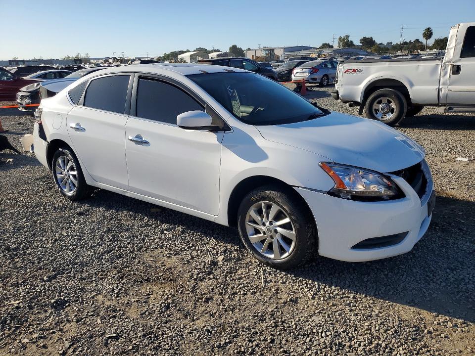 41945426 :رقم المزاد ، 3N1AB7AP8FY340694 vin ، 2015 Nissan Sentra مزاد بيع