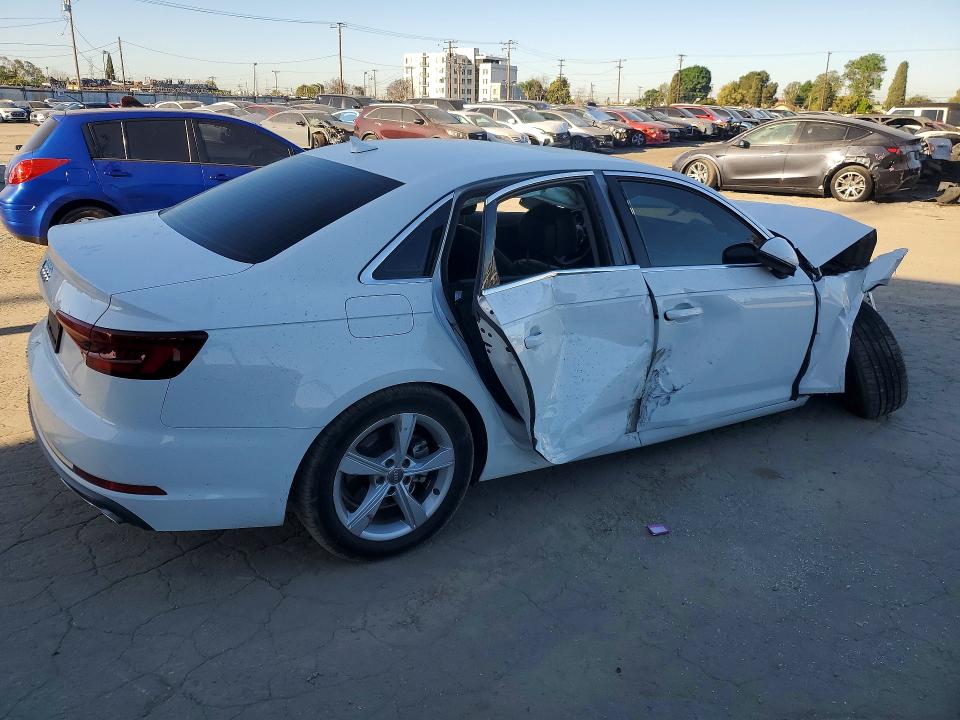 2019 Audi A4 მანქანა იყიდება აუქციონზე, vin: WAUGMAF48KA014189, აუქციონის ნომერი: 41805916