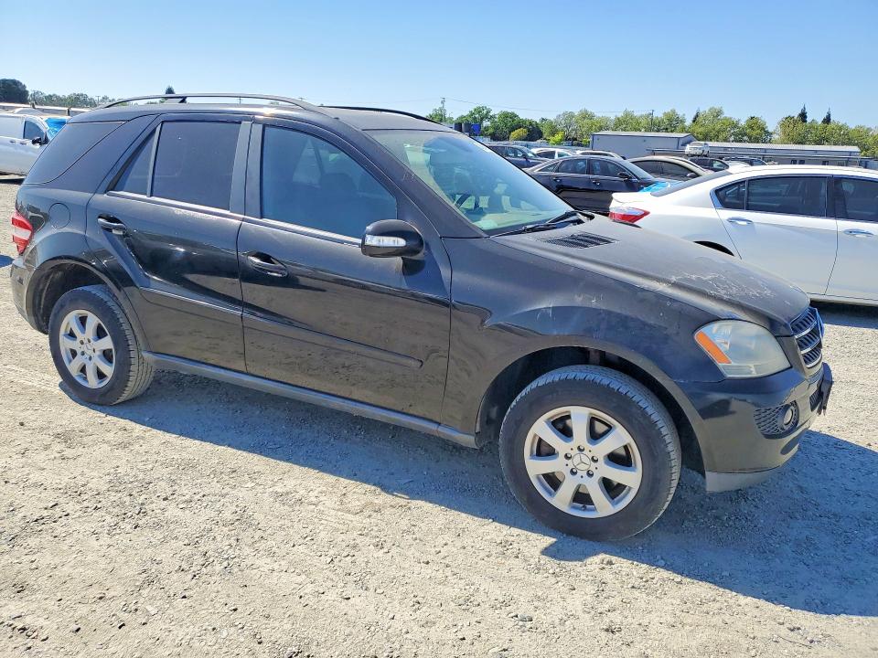 2007 Mercedes-benz Ml მანქანა იყიდება აუქციონზე, vin: 4JGBB86E67A261816, აუქციონის ნომერი: 46949866