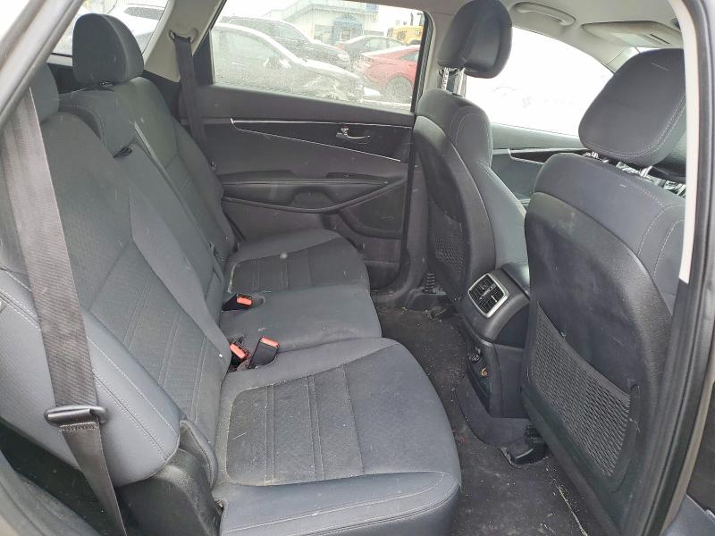 45593346 :رقم المزاد ، 5XYPGDA59GG138569 vin ، 2016 Kia Sorento مزاد بيع