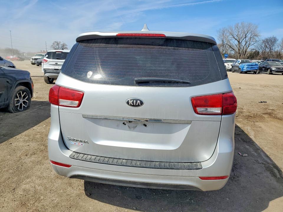 Продажа на аукционе авто 2018 Kia Sedona, vin: KNDMA5C13J6388789, номер лота: 46639596
