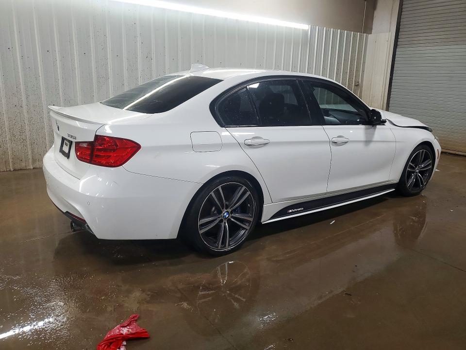 41690546 :رقم المزاد ، WBA3A9C50FF686677 vin ، 2015 Bmw 335 مزاد بيع