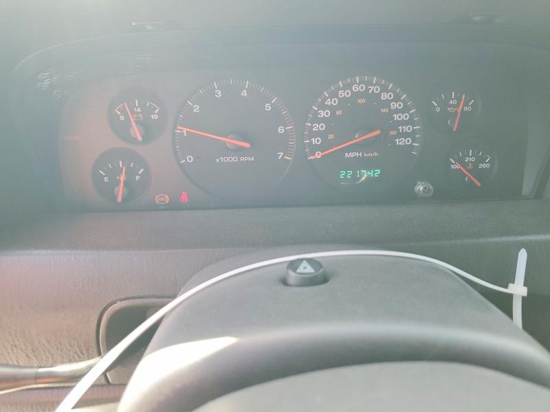 46717816 :رقم المزاد ، 1J4GX48S81C684667 vin ، 2001 Jeep Grand Cherokee مزاد بيع