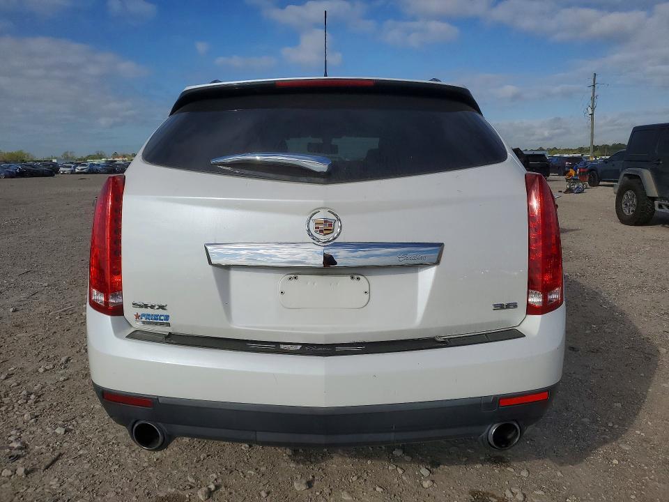 46966086 :رقم المزاد ، 3GYFNAE3XFS599814 vin ، 2015 Cadillac Srx مزاد بيع