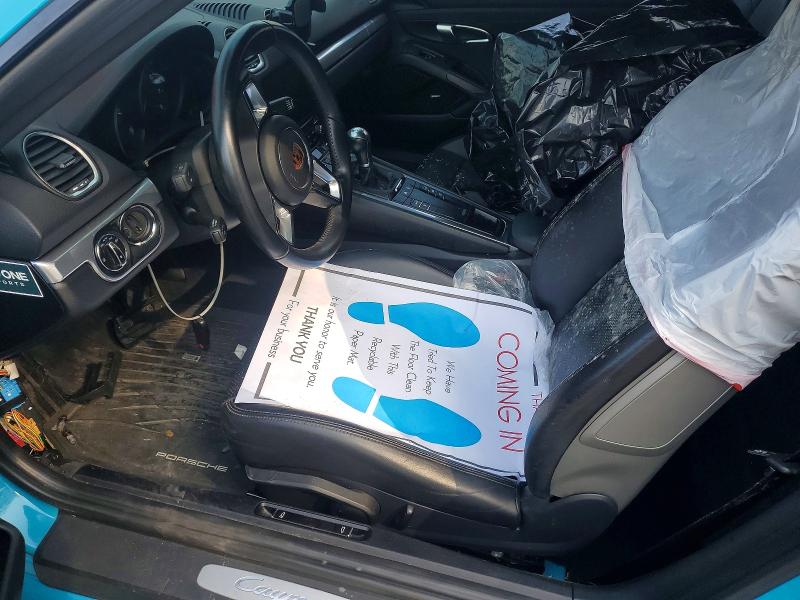 47767716 :رقم المزاد ، WP0AA2A82JK261668 vin ، 2018 Porsche Cayman مزاد بيع