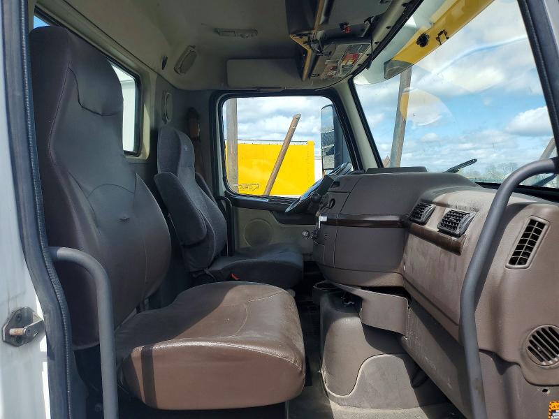 2017 Volvo Vn მანქანა იყიდება აუქციონზე, vin: 4V4N39TG8HN988044, აუქციონის ნომერი: 46199186