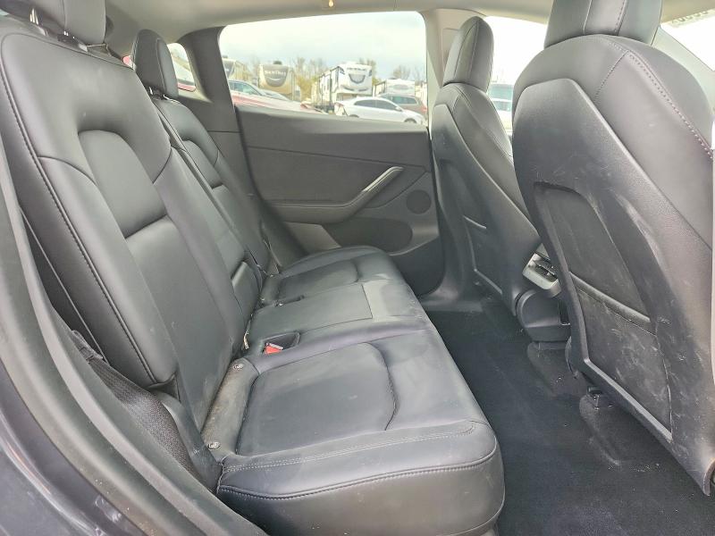 45876566 :رقم المزاد ، 5YJYGDEF3MF139551 vin ، 2021 Tesla Model Y مزاد بيع