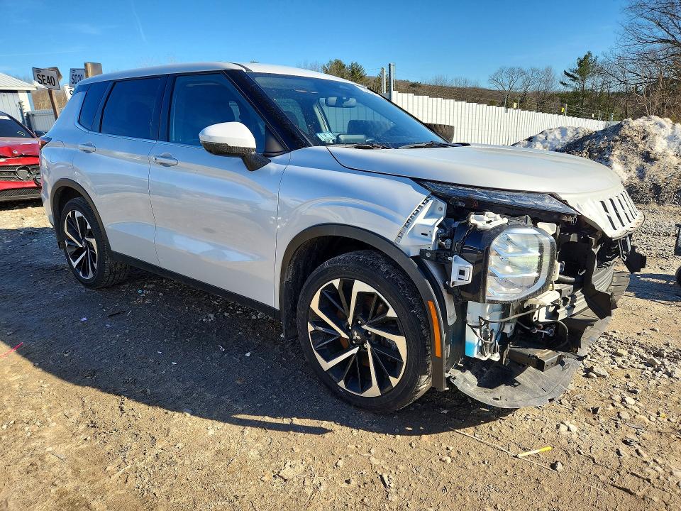 Продаж на аукціоні авто 2022 Mitsubishi Outlander, vin: JA4J4UA80NZ083818, номер лоту: 79994115