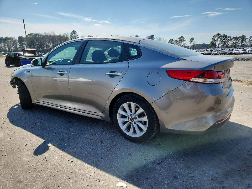 Продажа на аукционе авто 2017 Kia Optima, vin: 5XXGT4L30HG139574, номер лота: 45727136