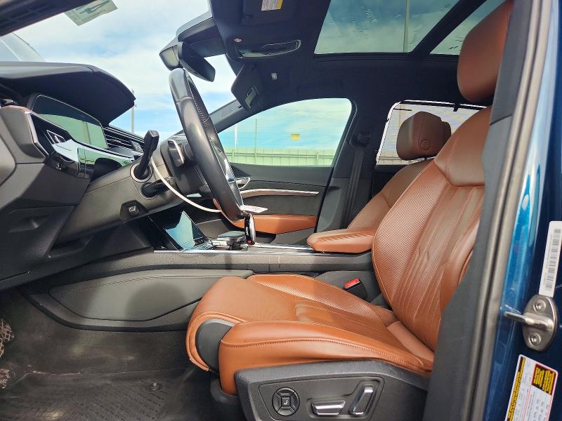 47748036 :رقم المزاد ، WA1VABGE3KB021877 vin ، 2019 Audi E-tron مزاد بيع