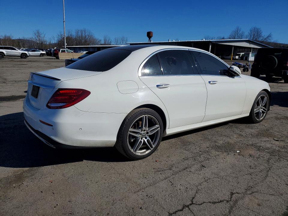 Продажа на аукционе авто 2019 Mercedes-benz E, vin: WDDZF4KBXKA551678, номер лота: 47154836