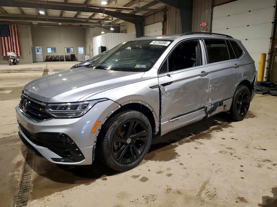 Auction sale of the 2023 Volkswagen Tiguan, vin: 3VVCB7AX0PM117999, lot number: 45730386