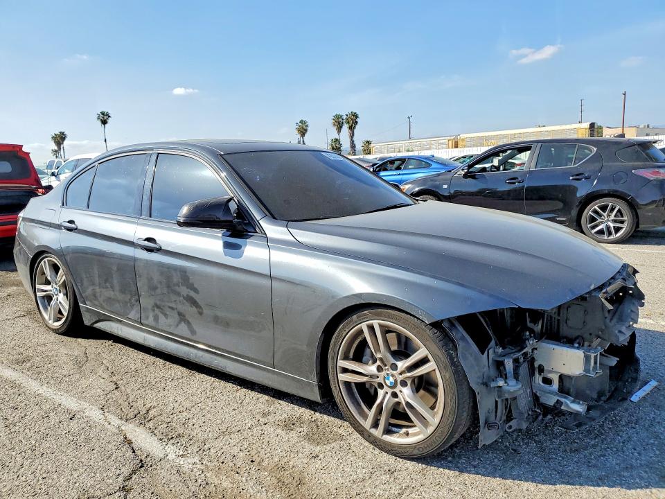 42014376 :رقم المزاد ، WBA3A9G56FNS66888 vin ، 2015 Bmw 335 مزاد بيع