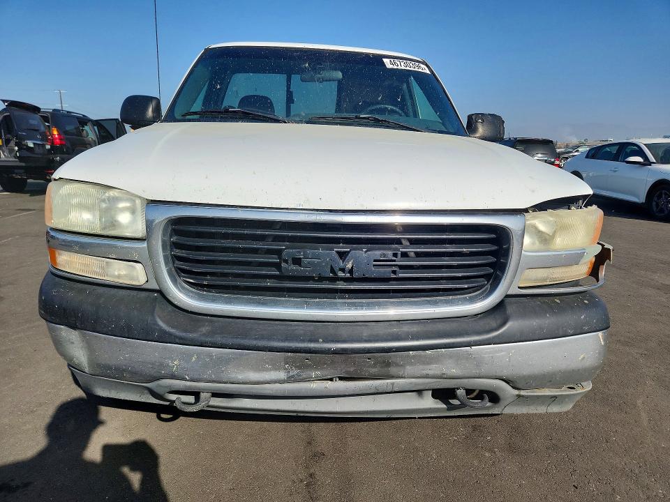 46730396 :رقم المزاد ، 1GTEC14V3YE255040 vin ، 2000 Gmc New Sierra مزاد بيع
