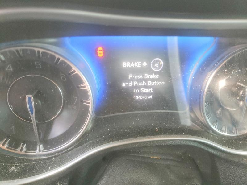 46733316 :رقم المزاد ، 2C3CCABG6MH528877 vin ، 2021 Chrysler 300 مزاد بيع