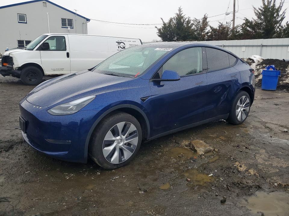 Продажа на аукционе авто 2023 Tesla Model Y, vin: 7SAYGDEE3PA116170, номер лота: 77315045