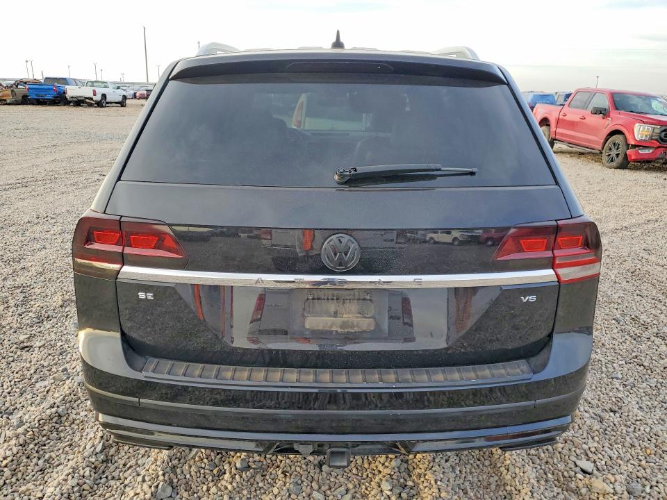 Продажа на аукционе авто 2019 Volkswagen Atlas, vin: 1V2YR2CA1KC529370, номер лота: 47825776