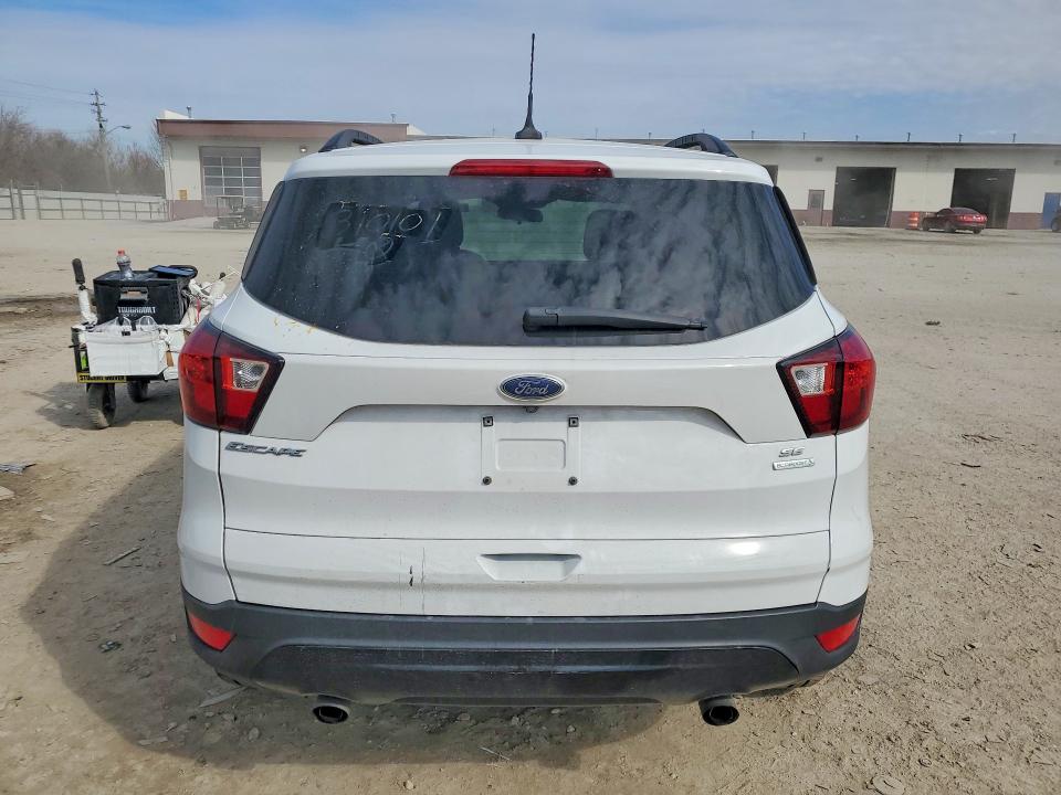 2019 Ford Escape მანქანა იყიდება აუქციონზე, vin: 1FMCU0GD4KUB10101, აუქციონის ნომერი: 46720856