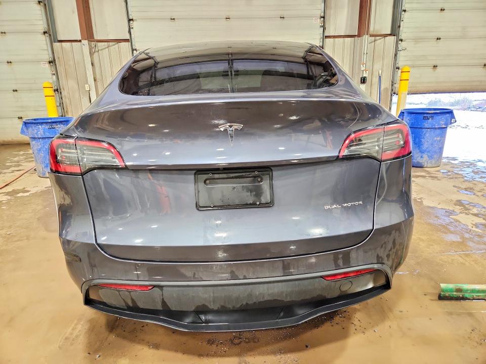 45949656 :رقم المزاد ، 7SAYGDEE4PF619516 vin ، 2023 Tesla Model Y مزاد بيع