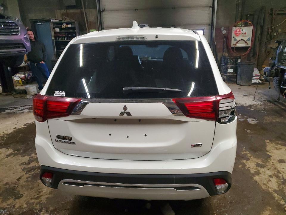 78703765 :رقم المزاد ، JA4AZ2A33LZ611388 vin ، 2020 Mitsubishi Outlander مزاد بيع