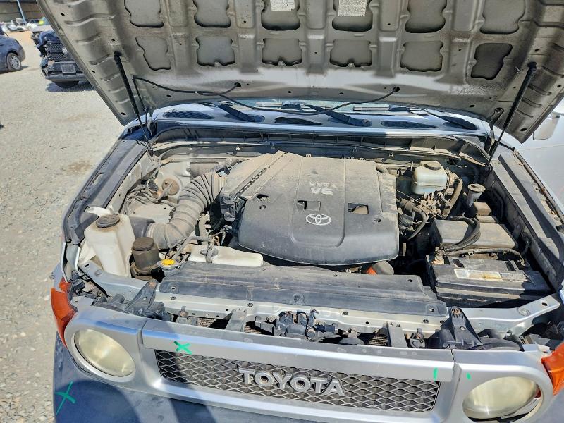 47089896 :رقم المزاد ، JTEBU11F770014991 vin ، 2007 Toyota Fj Cruiser مزاد بيع