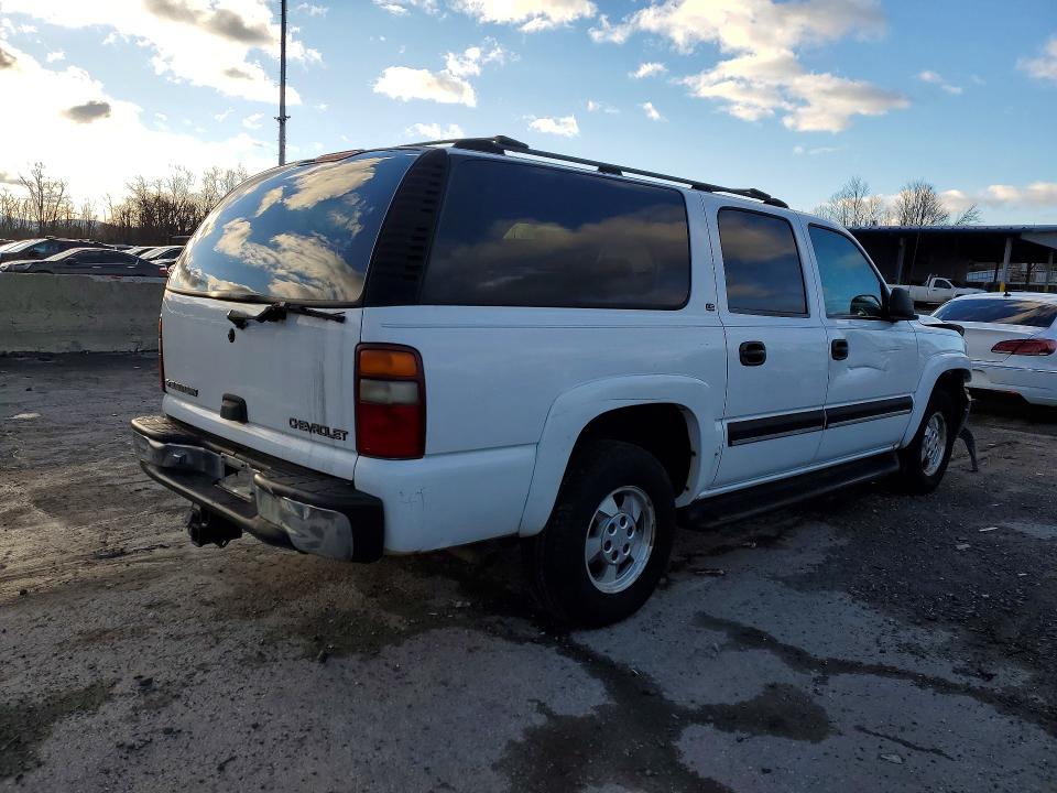 2001 Chevrolet Suburban მანქანა იყიდება აუქციონზე, vin: 3GNFK16T31G270663, აუქციონის ნომერი: 46086406