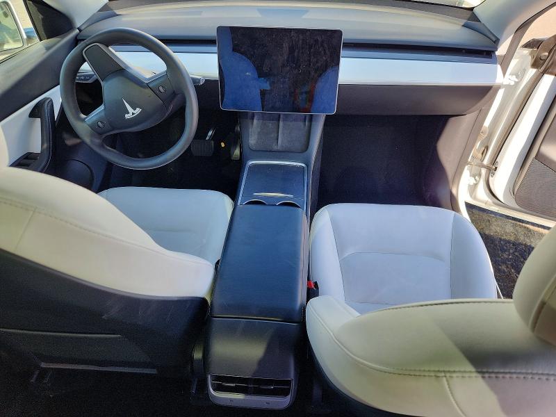 45478086 :رقم المزاد ، 7SAYGDEEXNF331917 vin ، 2022 Tesla Model Y مزاد بيع