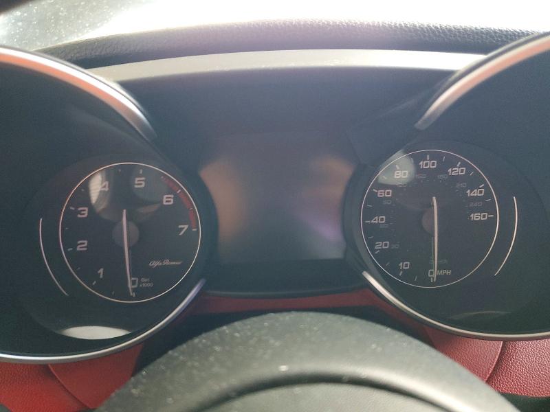 2018 Alfa Romeo Giulia მანქანა იყიდება აუქციონზე, vin: ZARFAEBN1J7593122, აუქციონის ნომერი: 49504536