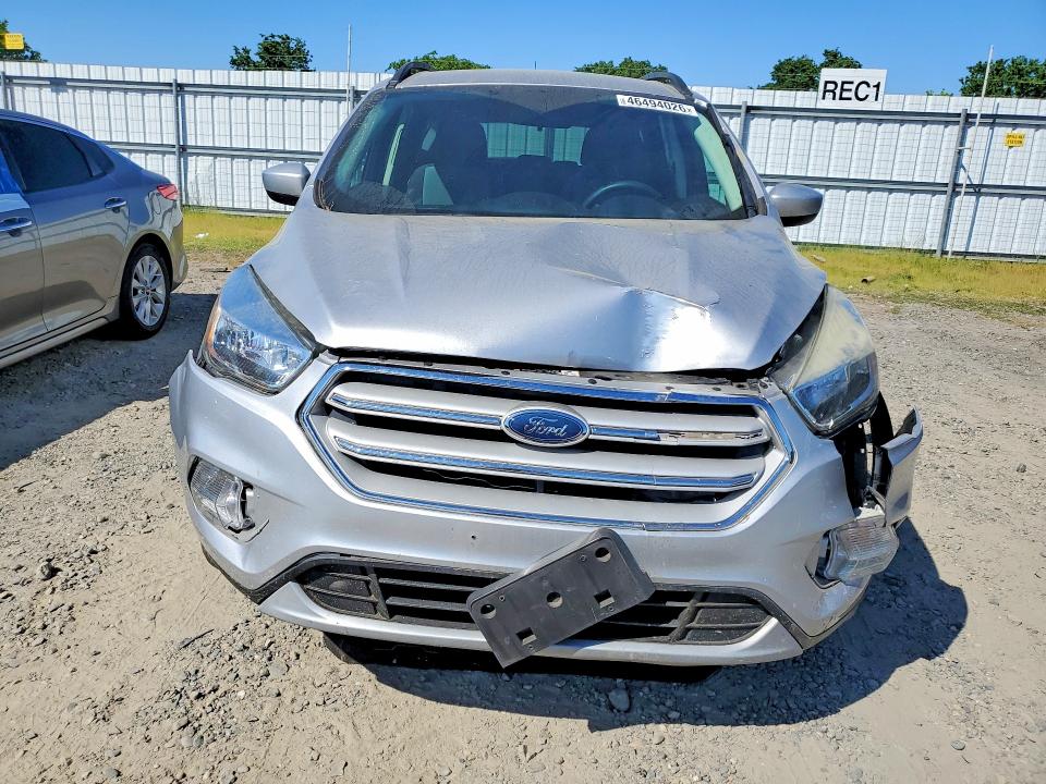 Продаж на аукціоні авто 2018 Ford Escape, vin: 1FMCU9GD1JUA98203, номер лоту: 46494026
