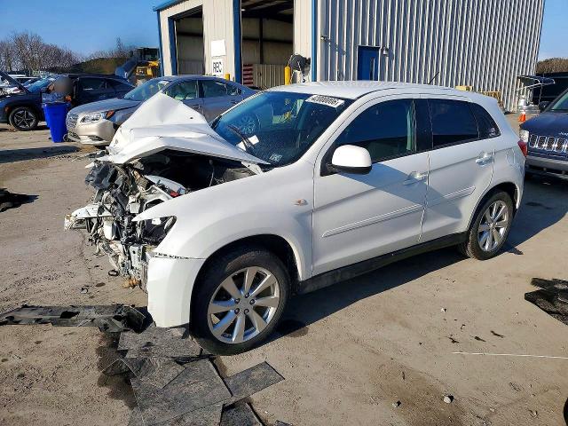 Продажа на аукционе авто 2015 Mitsubishi Outlander Sport, vin: 4A4AR3AU1FE030092, номер лота: 42000006