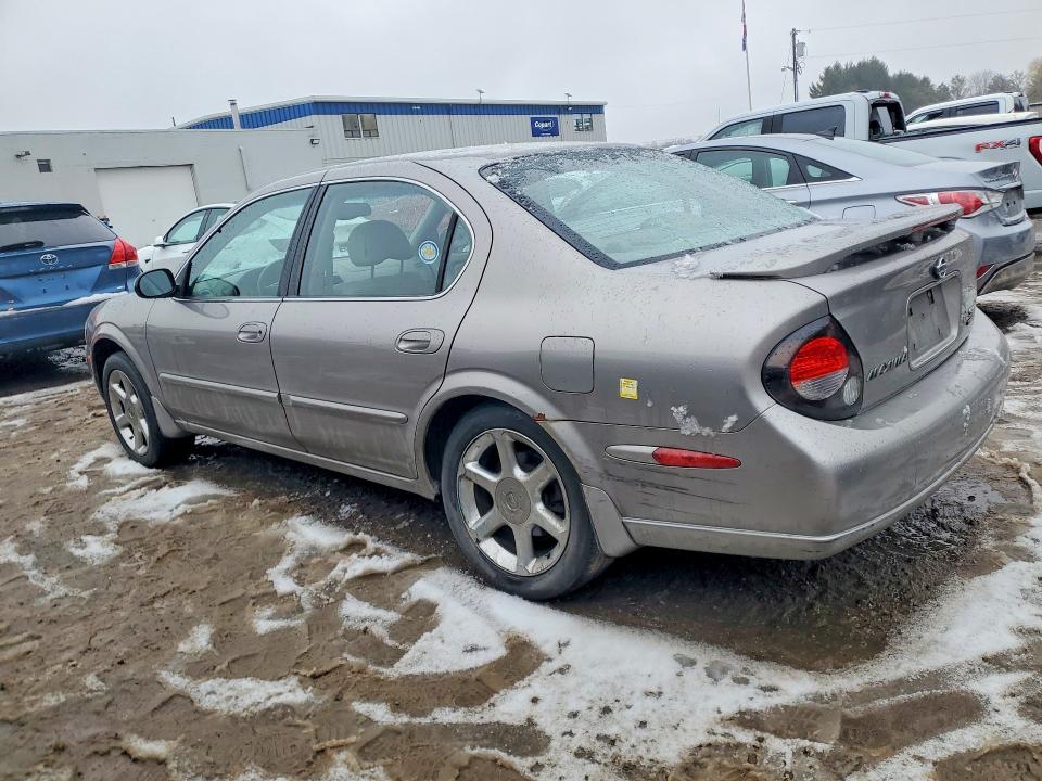 46562326 :رقم المزاد ، JN1CA31A31T314831 vin ، 2001 Nissan Maxima مزاد بيع