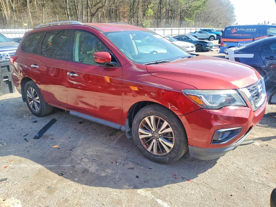 79702085 :رقم المزاد ، 5N1DR2MM7HC682431 vin ، 2017 Nissan Pathfinder مزاد بيع