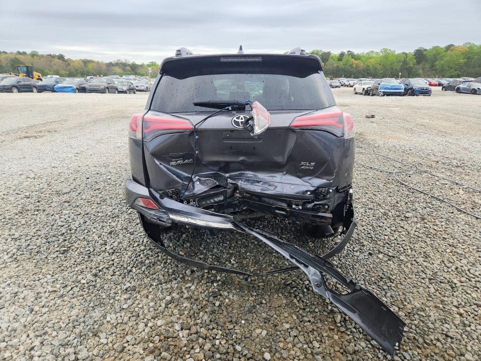 2017 Toyota Rav4 მანქანა იყიდება აუქციონზე, vin: JTMRFREVXHD221673, აუქციონის ნომერი: 47920836