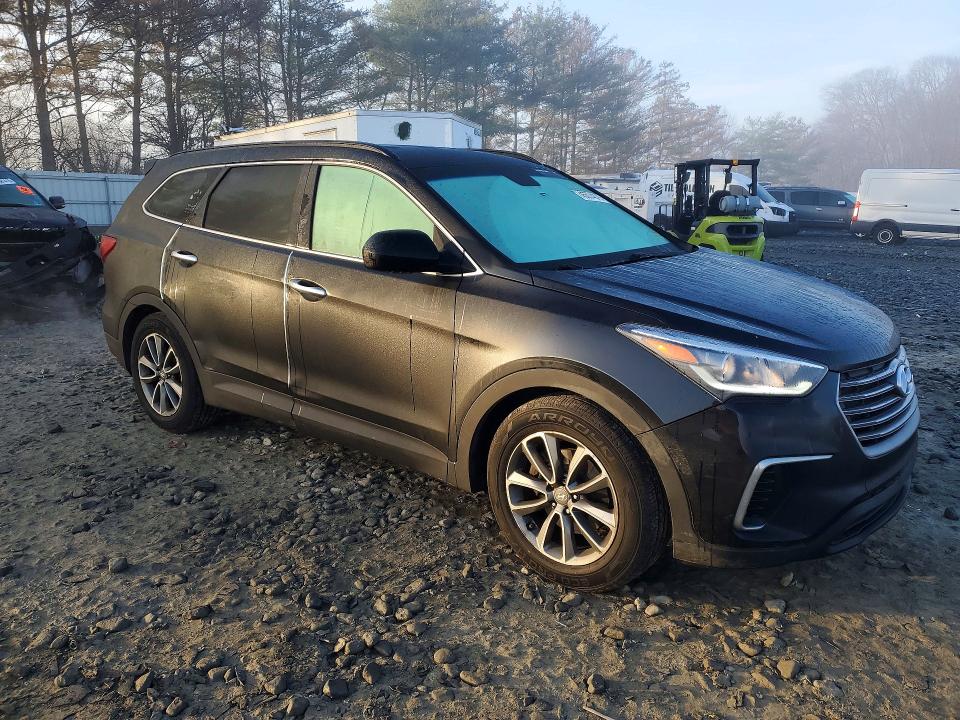 Продаж на аукціоні авто 2017 Hyundai Santa Fe, vin: KM8SMDHF1HU175483, номер лоту: 45574676