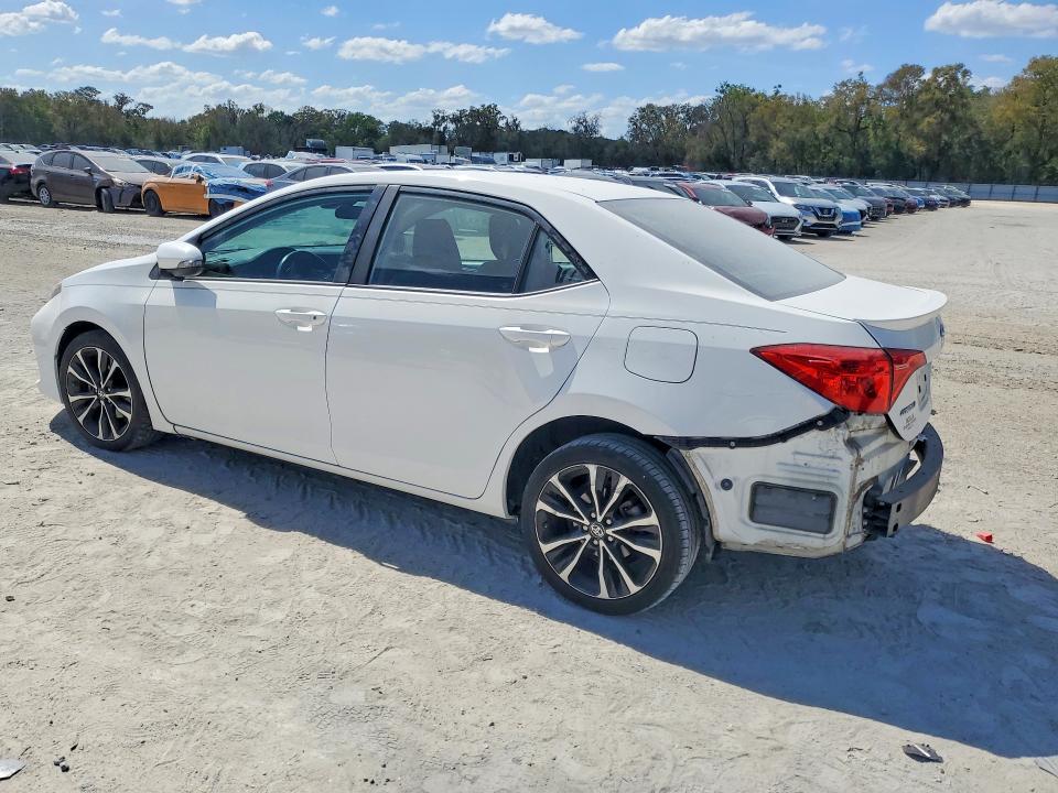 2018 Toyota Corolla მანქანა იყიდება აუქციონზე, vin: 5YFBURHE3JP798955, აუქციონის ნომერი: 42018806