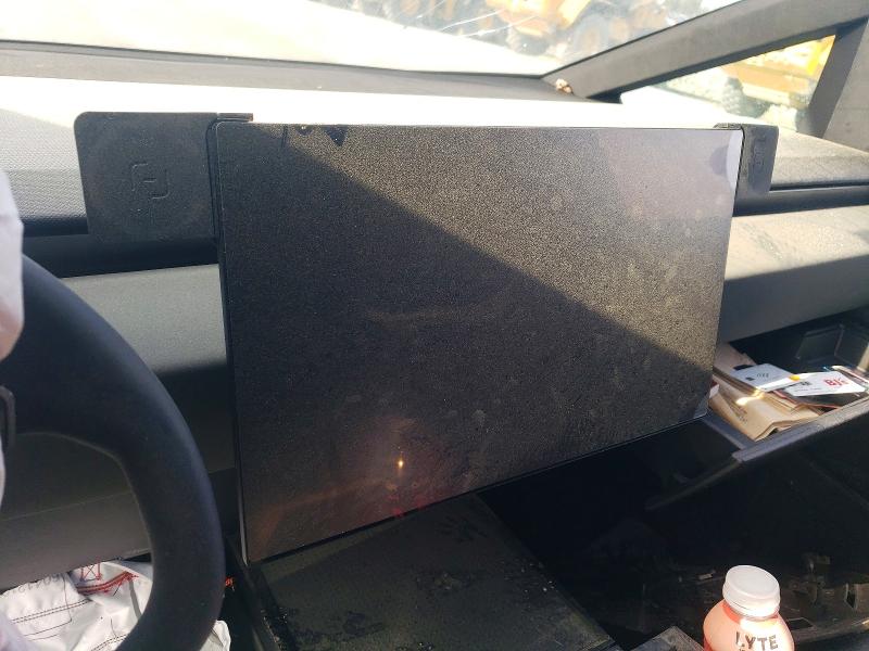 46417426 :رقم المزاد ، 7G2CEHED3SA075055 vin ، 2025 Tesla Cybertruck مزاد بيع