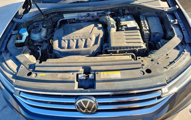 47541036 :رقم المزاد ، 3VV3B7AX0NM013381 vin ، 2022 Volkswagen Tiguan مزاد بيع