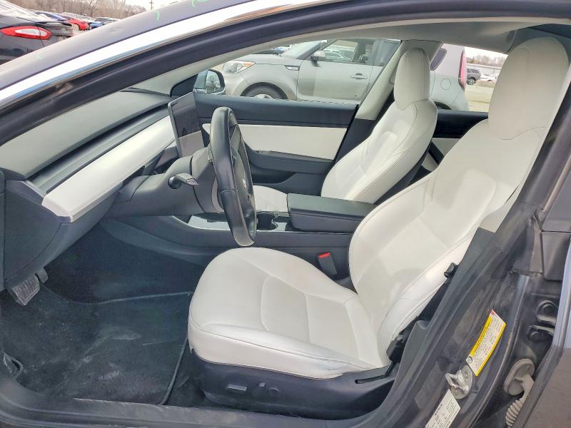 46523066 :رقم المزاد ، 5YJ3E1EB7KF391683 vin ، 2019 Tesla Model 3 مزاد بيع
