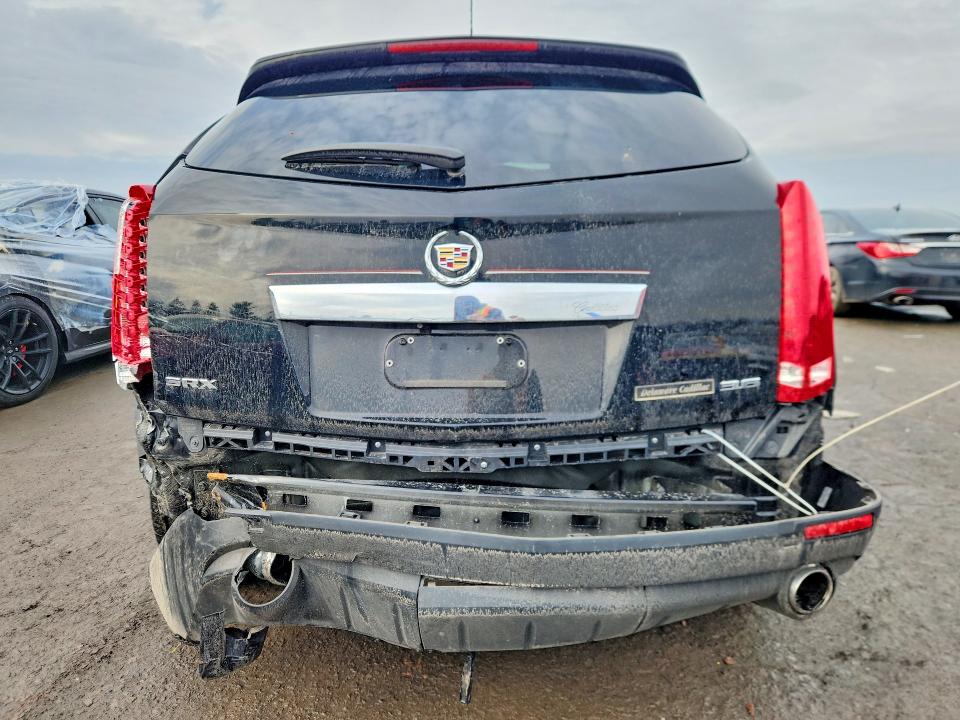 79723965 :رقم المزاد ، 3GYFNBE39FS547581 vin ، 2015 Cadillac Srx مزاد بيع
