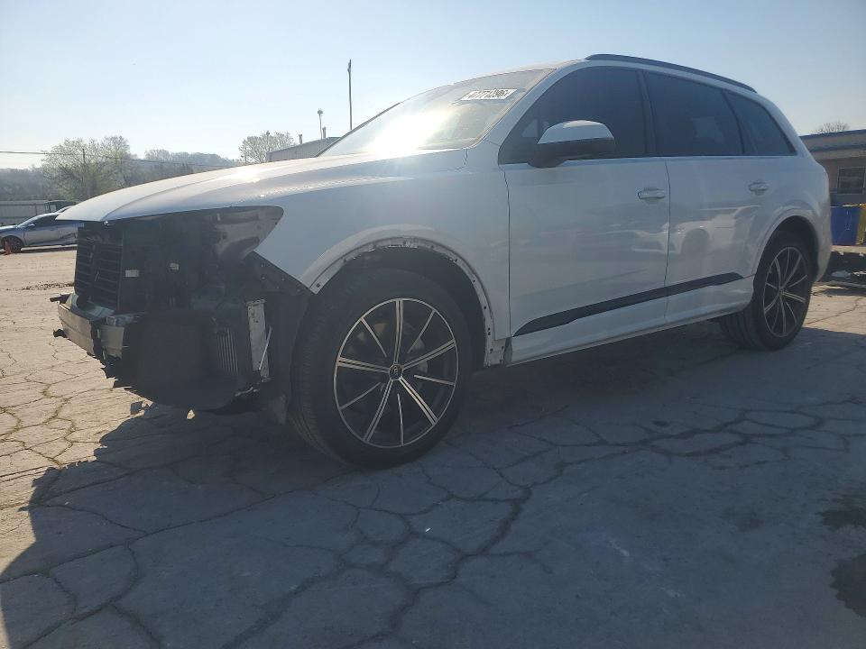 47771296 :رقم المزاد ، WA1LXAF70MD031812 vin ، 2021 Audi Q7 مزاد بيع