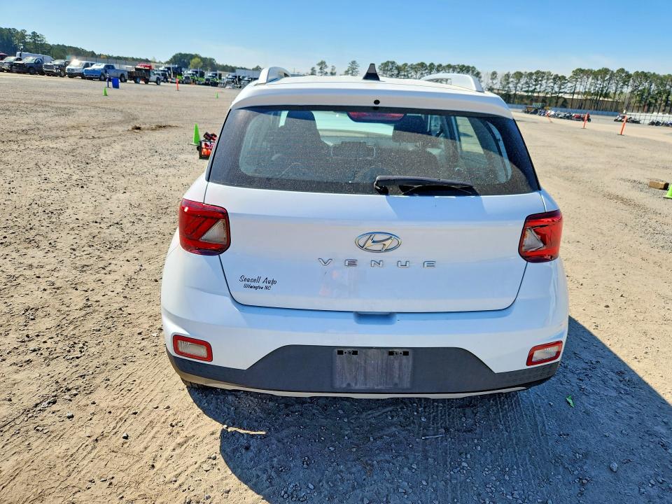 Продажа на аукционе авто 2022 Hyundai Venue, vin: KMHRC8A33NU147995, номер лота: 46683096