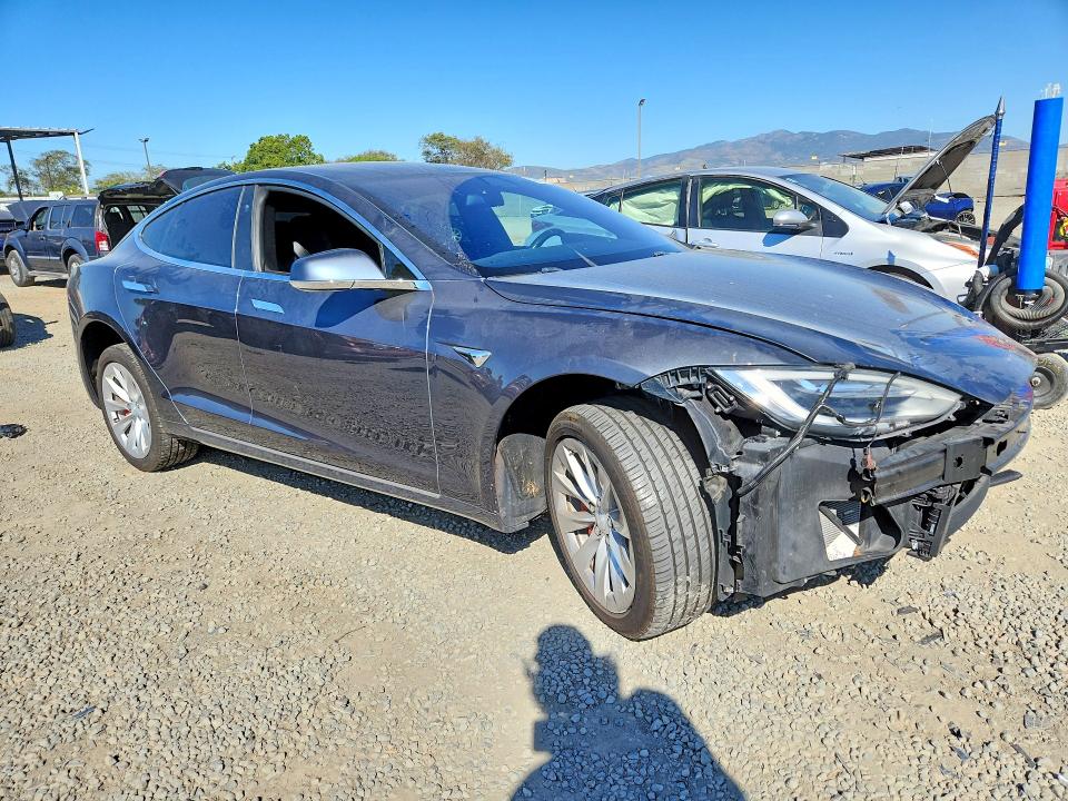 Aukcja sprzedaży 2017 Tesla Model S, vin: 5YJSA1E23HF215004, numer aukcji: 42010766