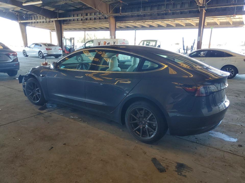 Auction sale of the 2018 Tesla Model 3, vin: 5YJ3E1EA8JF155596, lot number: 79475285