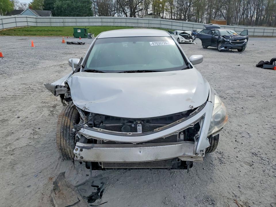 2013 Nissan Altima მანქანა იყიდება აუქციონზე, vin: 1N4AL3AP2DN458596, აუქციონის ნომერი: 47030726