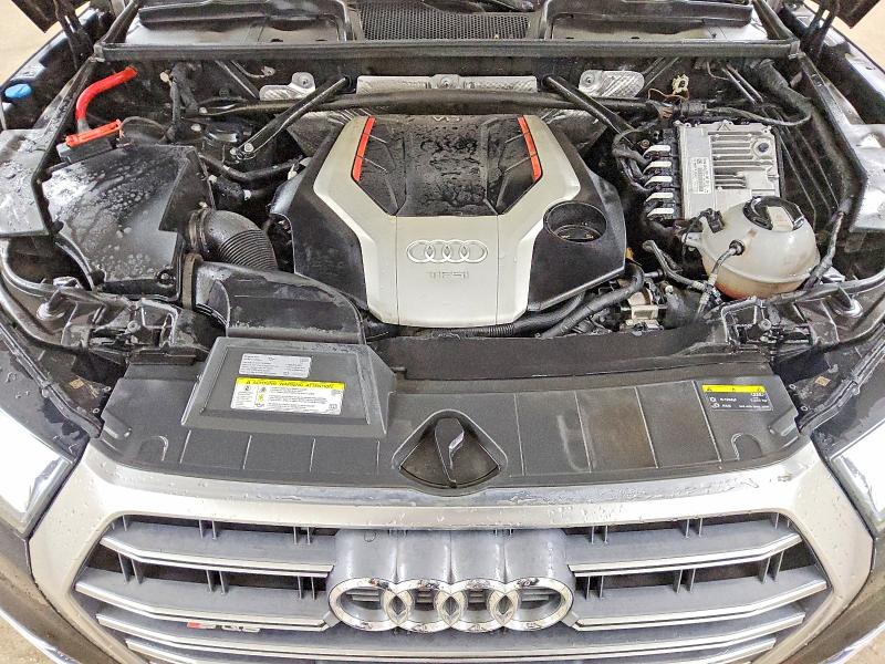 42039706 :رقم المزاد ، WA1A4AFY1J2044374 vin ، 2018 Audi Sq5 مزاد بيع