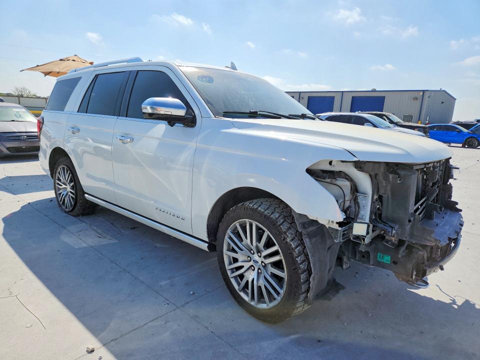 Продажа на аукционе авто 2022 Ford Expedition, vin: 1FMJU1MT5NEA17756, номер лота: 47369866